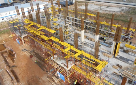 <div>oezler_kalip_formwork_iskele_scaffolding_cuplock_iskele-1.jpg</div>